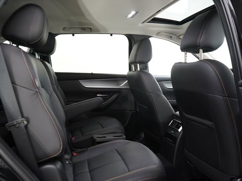 Certified 2024 MAZDA CX-90 Plug-In Hybrid w/ Preferred AWD/4WD image 12