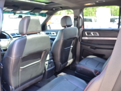 Used 2017 Ford Explorer Sport AWD/4WD image 34