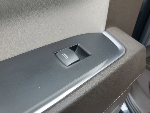 Used 2024 Chevrolet Silverado 1500 LT w/ Convenience Package II image 18