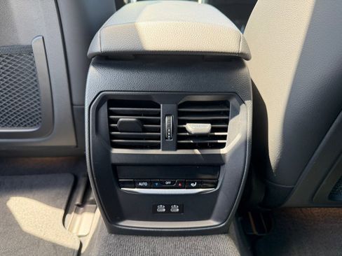 Used 2022 BMW i4 eDrive40 w/ Premium Package image 45