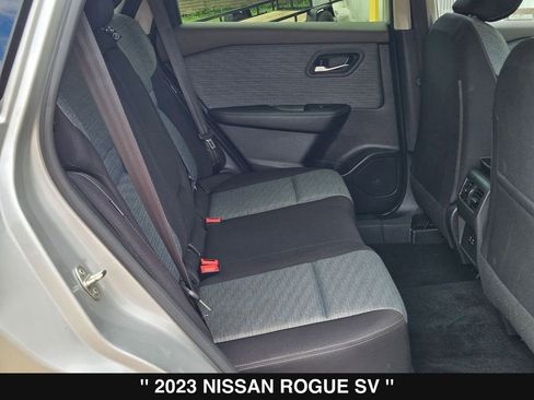 Used 2023 Nissan Rogue SV FWD image 25