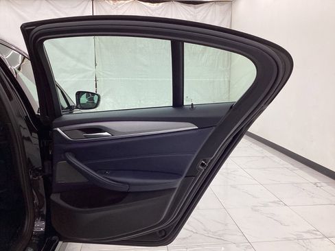 Used 2019 BMW 540i xDrive w/ M Sport Package AWD/4WD image 26