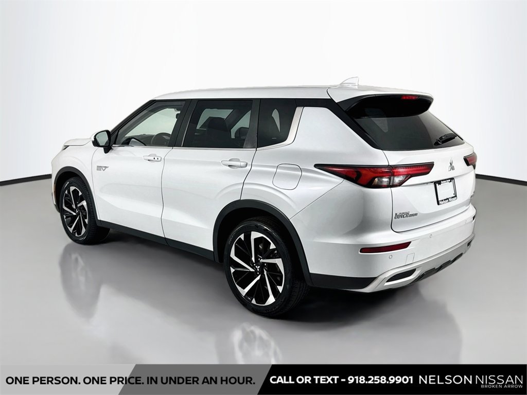 Used 2023 Mitsubishi Outlander Ralliart AWD/4WD image 7