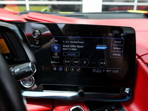 Used 2023 Chevrolet Corvette Stingray Premium Cpe w/ Z51 Performance Package RWD image 25