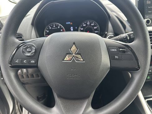 Used 2025 Mitsubishi Eclipse Cross LE AWD/4WD image 23