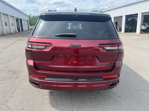 Used 2025 Jeep Grand Cherokee L Summit AWD/4WD image 5
