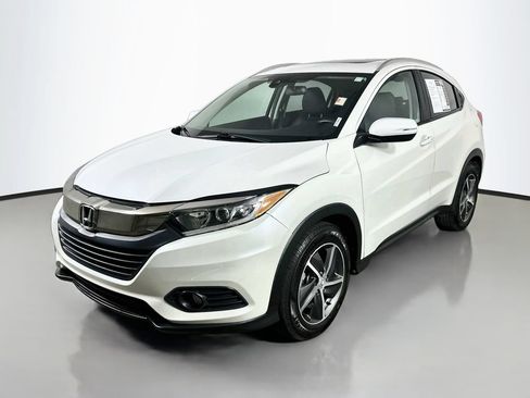 Used 2021 Honda HR-V EX image 3