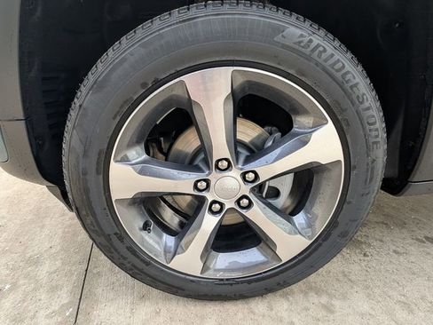 New 2026 Jeep Grand Cherokee Limited image 42