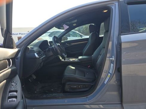 Used 2022 Honda Accord Sport image 15