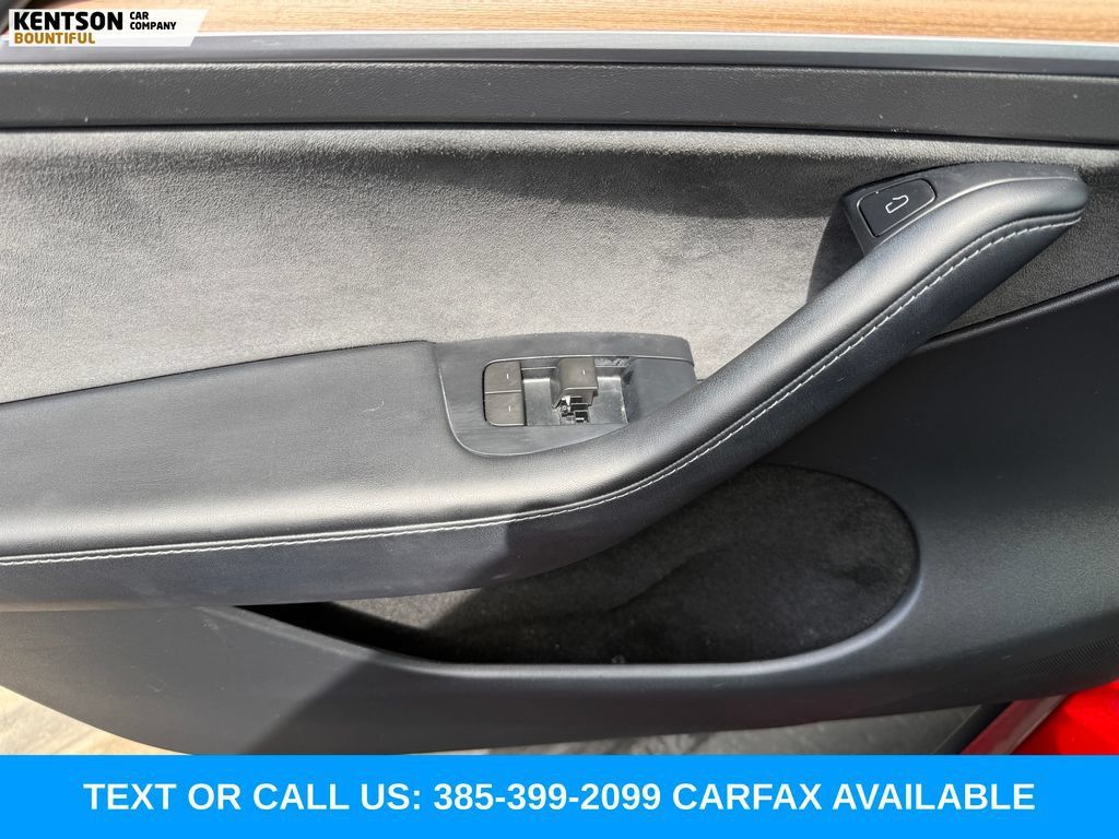 Used 2024 Tesla Model Y Long Range AWD/4WD image 15
