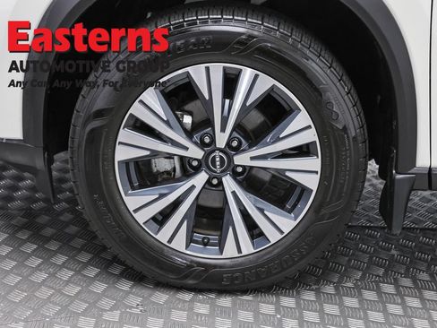 Used 2023 Nissan Rogue SV w/ SV Premium B Package AWD/4WD image 33