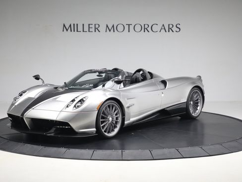 Used 2017 Pagani Huayra image 1