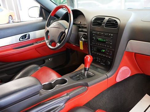 Used 2002 Ford Thunderbird RWD image 6