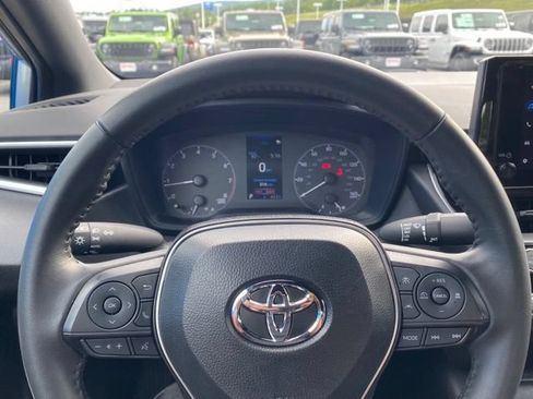 Used 2025 Toyota Corolla SE FWD image 15
