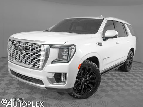Used 2024 GMC Yukon Denali w/ Denali Reserve Package image 1