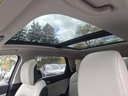 New 2026 Kia Sportage EX w/ EX Panoramic Sunroof Package image 15