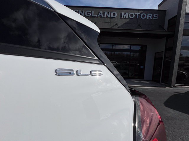 Used 2024 GMC Terrain SLE AWD/4WD image 4