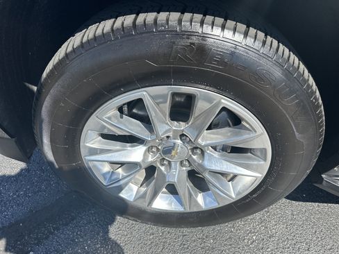 Used 2021 Chevrolet Tahoe Premier image 9