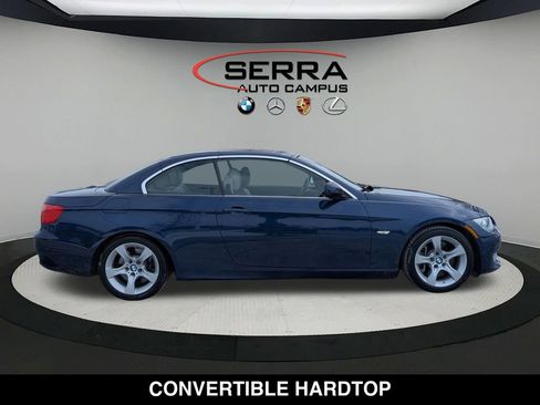 Used 2011 BMW 335i Convertible image 7
