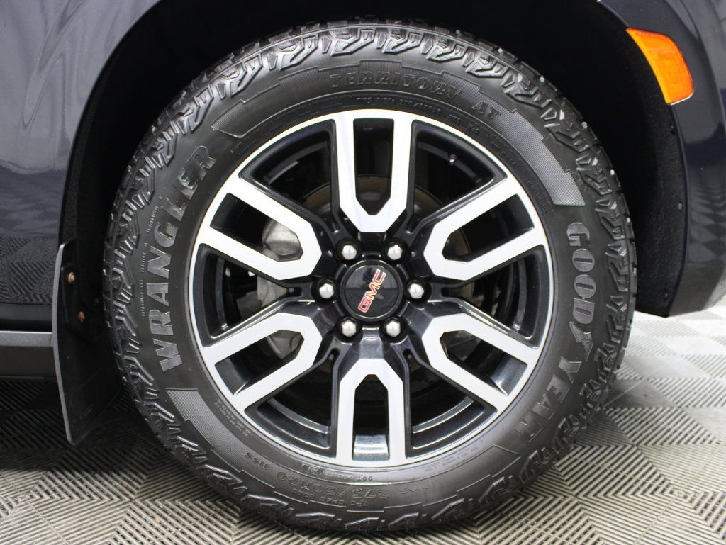 Used 2024 GMC Yukon XL AT4 w/ AT4 Premium Plus Package AWD/4WD image 13
