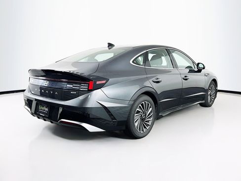 Used 2025 Hyundai Sonata SEL FWD image 9