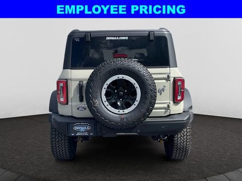 New 2026 Ford Bronco Badlands w/ Sasquatch Package AWD/4WD image 4