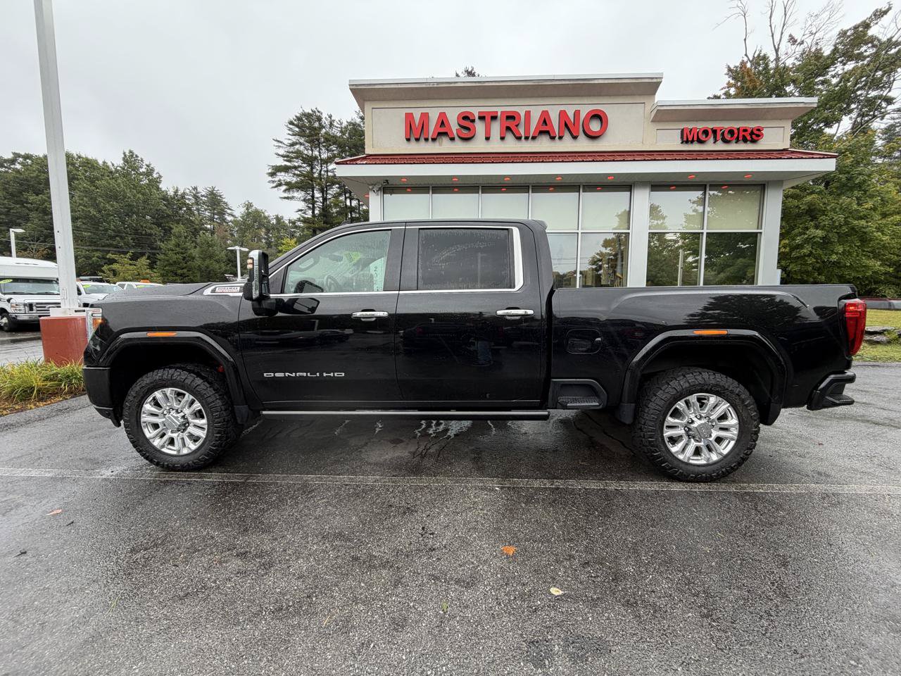 Used 2022 GMC Sierra 2500 Denali w/ Denali Ultimate Package AWD/4WD image 9