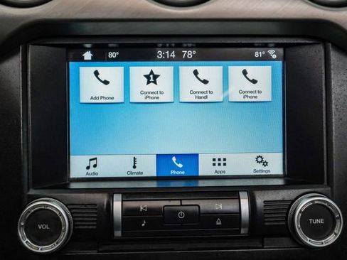 Used 2018 Ford Mustang Premium image 33