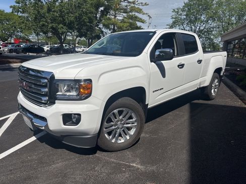 Used 2019 GMC Canyon SLT w/ Driver Alert Package AWD/4WD image 2