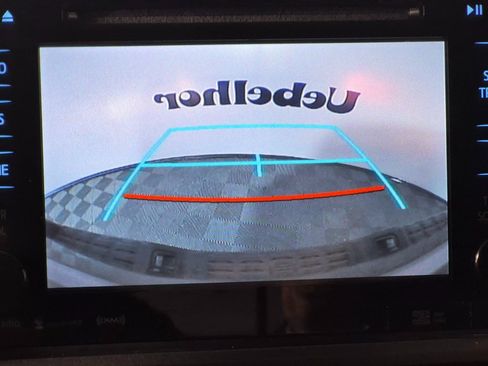 Used 2017 Toyota Tacoma TRD Sport image 21