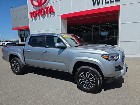 Used 2023 Toyota Tacoma TRD Sport w/ TRD Premium Sport Package AWD/4WD image 1