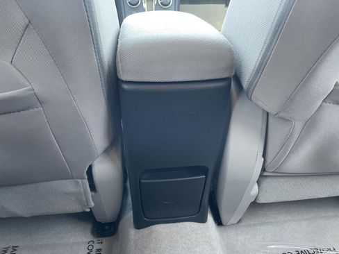 Used 2013 Nissan Rogue SV w/ Premium Pkg AWD/4WD image 27