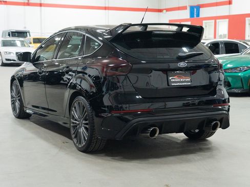 Used 2017 Ford Focus RS image 4