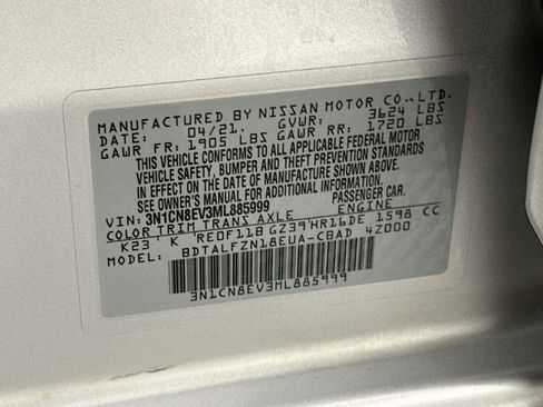 Used 2021 Nissan Versa SV FWD image 12