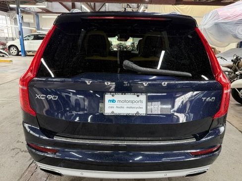 Used 2016 Volvo XC90 T6 Momentum w/ Momentum Plus Package AWD/4WD image 3