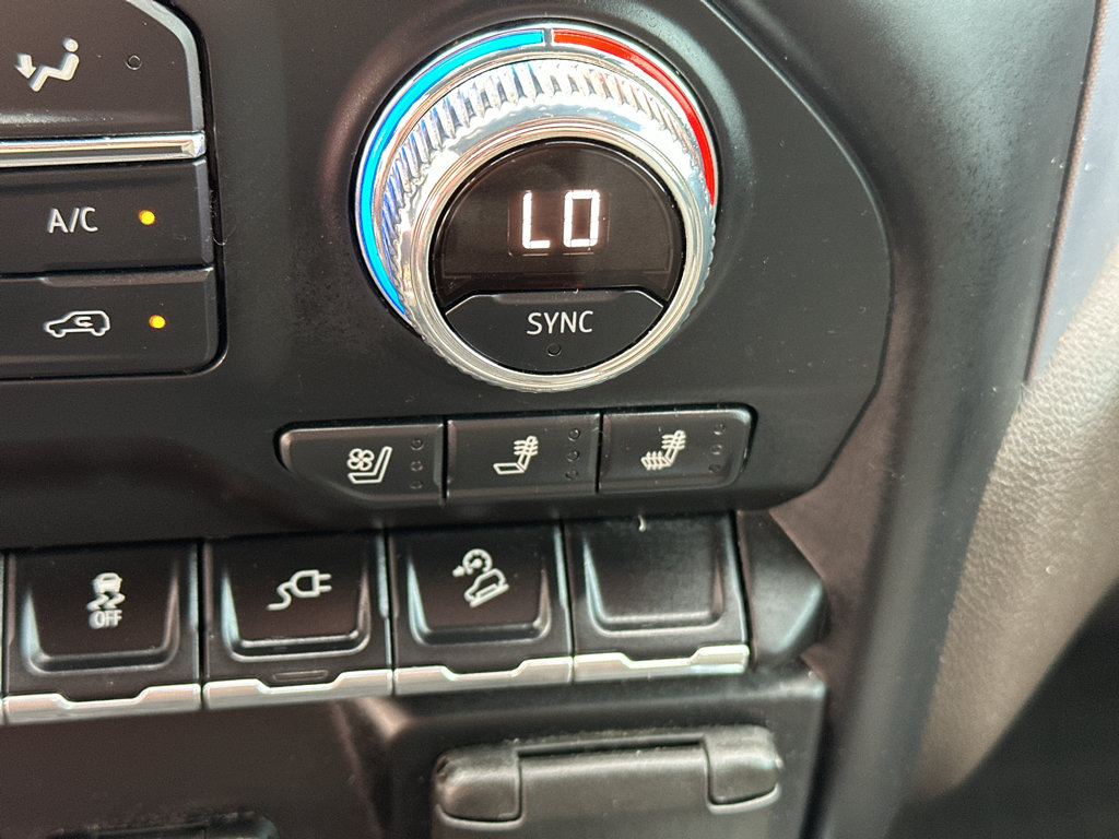 Used 2019 GMC Sierra 1500 SLT AWD/4WD image 30