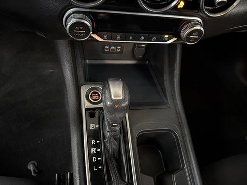 Used 2020 Nissan Sentra SV image 16