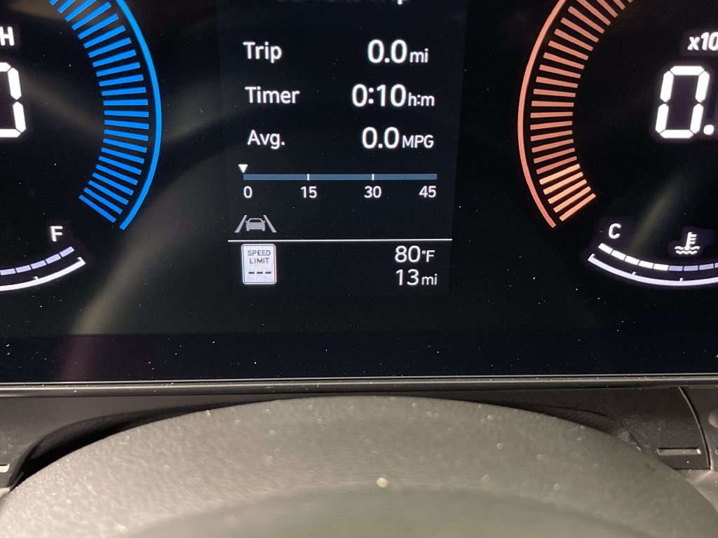 New 2027 Hyundai Kona SEL Sport AWD/4WD image 21