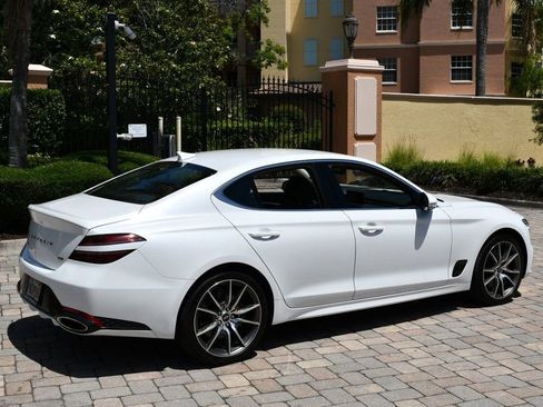 Used 2023 Genesis G70 3.3T RWD image 6
