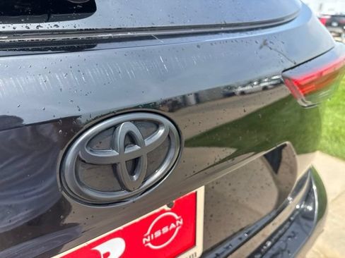 Used 2022 Toyota Highlander Limited AWD/4WD image 10