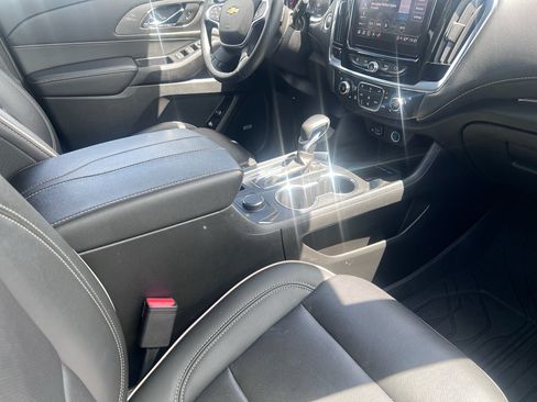 Used 2023 Chevrolet Traverse Premier w/ LPO, 'HIT The Road' Package FWD image 13