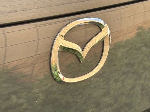 Certified 2023 MAZDA CX-50 2.5 S w/ Preferred Plus Pkg image 12