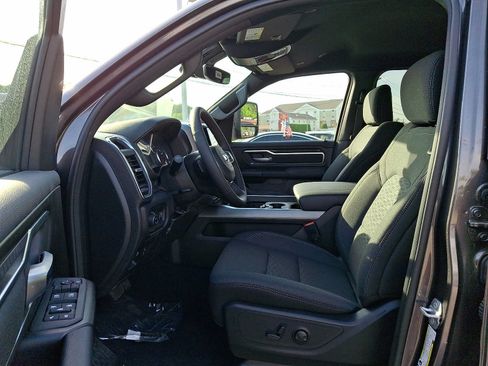 New 2026 RAM 1500 Big Horn AWD/4WD image 9