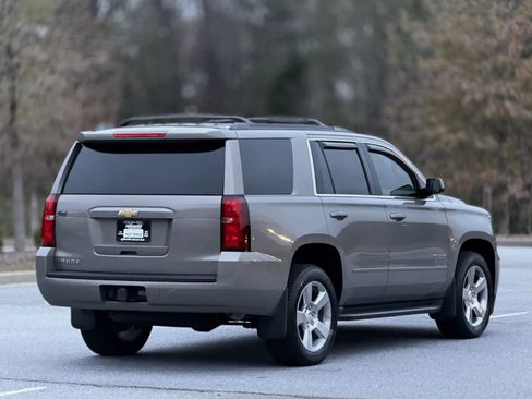 Used 2018 Chevrolet Tahoe LS w/ All-Season Package image 10