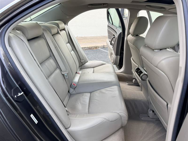 Used 2010 Acura RL w/ Technology Package AWD/4WD image 17