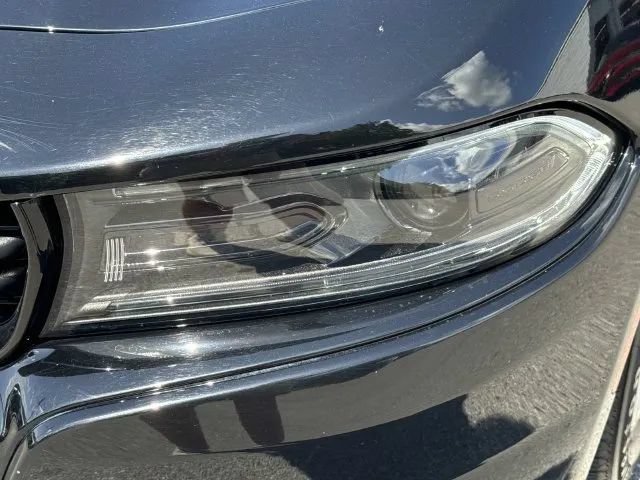 Used 2022 Dodge Charger SXT RWD image 10