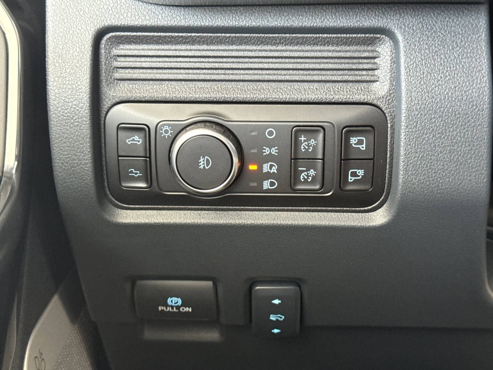 New 2026 Ford F250 Platinum AWD/4WD image 31