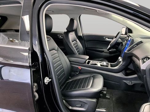 Certified 2023 Ford Edge SEL w/ Convenience Package AWD/4WD image 7