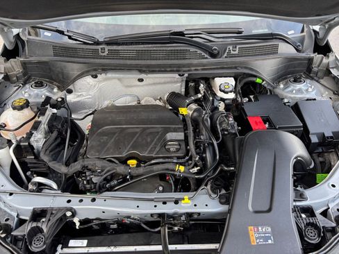 Used 2025 Buick Envista Sport Touring image 31