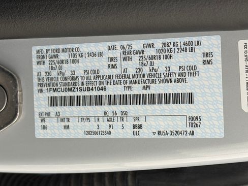 Used 2025 Ford Escape ST-Line w/ Equipment Group 301A FWD image 30